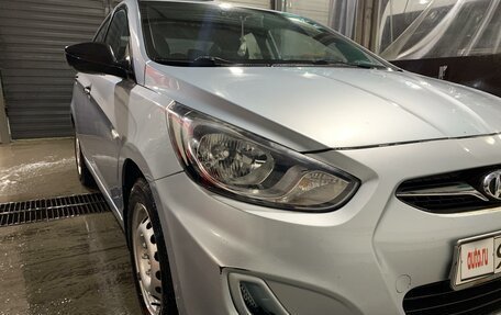 Hyundai Solaris II рестайлинг, 2011 год, 899 000 рублей, 6 фотография