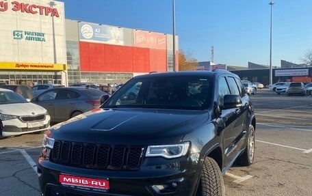 Jeep Grand Cherokee, 2019 год, 4 950 000 рублей, 1 фотография