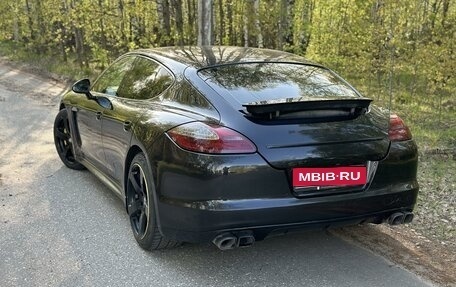 Porsche Panamera II рестайлинг, 2011 год, 2 390 000 рублей, 1 фотография