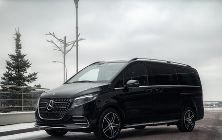 Mercedes-Benz V-Класс, 2024 год, 15 200 000 рублей, 4 фотография