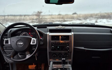 Jeep Cherokee, 2010 год, 1 560 000 рублей, 2 фотография