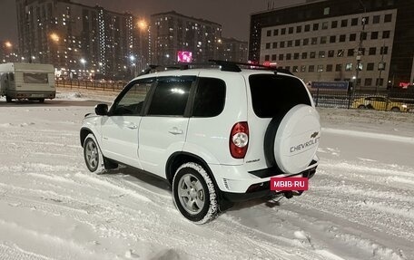 Chevrolet Niva I рестайлинг, 2012 год, 525 000 рублей, 32 фотография