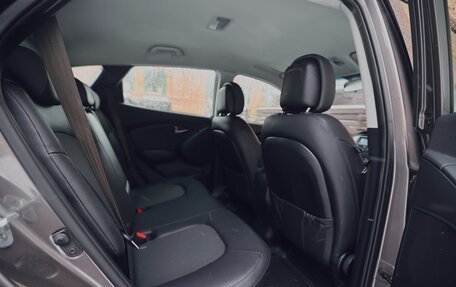 Hyundai ix35 I рестайлинг, 2013 год, 1 500 000 рублей, 28 фотография