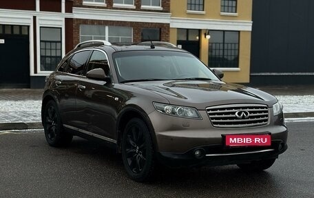 Infiniti FX I, 2007 год, 915 000 рублей, 4 фотография