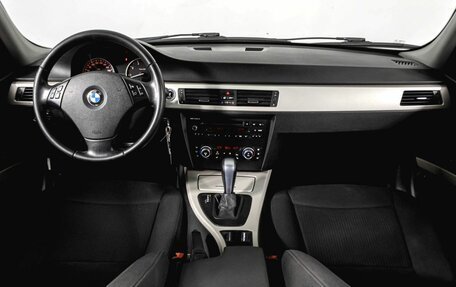 BMW 3 серия, 2011 год, 1 150 000 рублей, 16 фотография