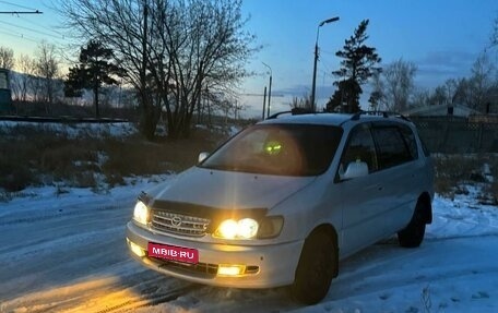 Toyota Ipsum II, 1996 год, 560 000 рублей, 1 фотография