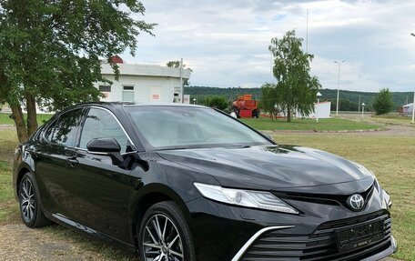 Toyota Camry, 2021 год, 3 670 000 рублей, 8 фотография