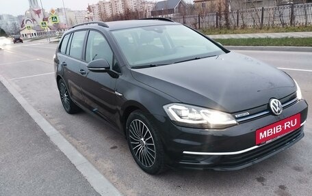 Volkswagen Golf VII, 2020 год, 2 499 000 рублей, 3 фотография