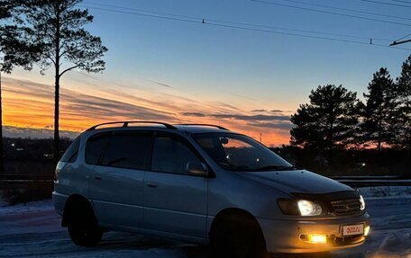 Toyota Ipsum II, 1996 год, 560 000 рублей, 16 фотография