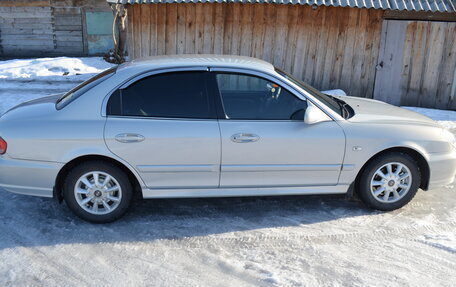 Hyundai Sonata IV рестайлинг, 2002 год, 270 000 рублей, 1 фотография