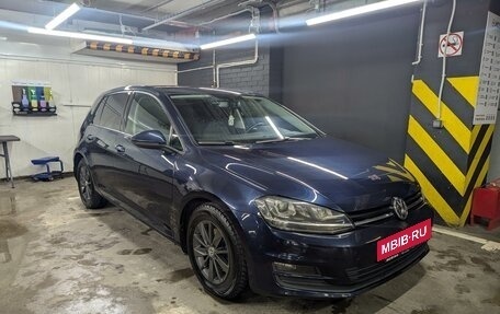 Volkswagen Golf VII, 2013 год, 1 350 000 рублей, 2 фотография