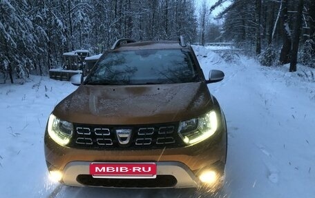 Dacia Duster II, 2018 год, 1 950 000 рублей, 2 фотография