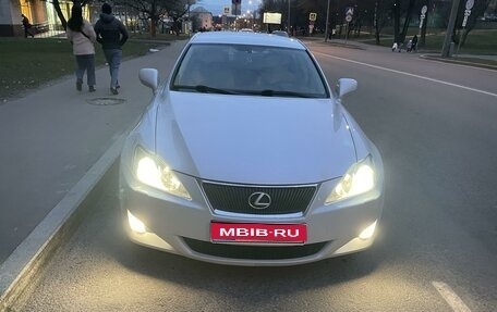 Lexus IS II рестайлинг 2, 2008 год, 1 950 000 рублей, 1 фотография