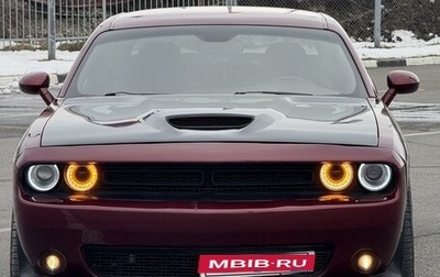 Dodge Challenger III рестайлинг 2, 2019 год, 4 950 000 рублей, 1 фотография