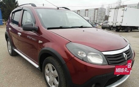 Renault Sandero I, 2012 год, 585 000 рублей, 2 фотография