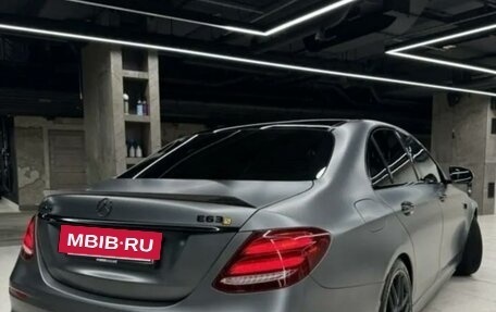 Mercedes-Benz E-Класс AMG, 2017 год, 7 500 000 рублей, 3 фотография