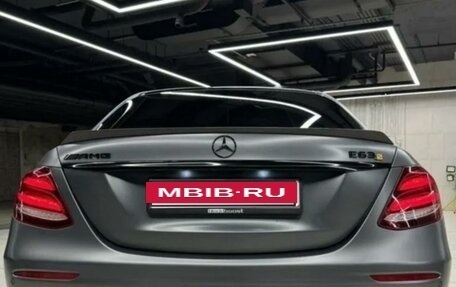 Mercedes-Benz E-Класс AMG, 2017 год, 7 500 000 рублей, 4 фотография