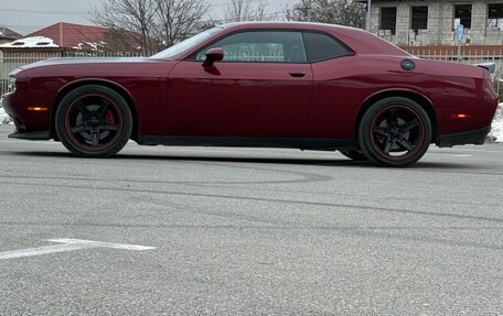 Dodge Challenger III рестайлинг 2, 2019 год, 4 950 000 рублей, 12 фотография