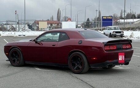 Dodge Challenger III рестайлинг 2, 2019 год, 4 950 000 рублей, 4 фотография