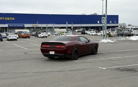 Dodge Challenger III рестайлинг 2, 2019 год, 4 950 000 рублей, 14 фотография