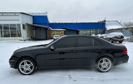 Mercedes-Benz E-Класс, 2004 год, 900 000 рублей, 5 фотография