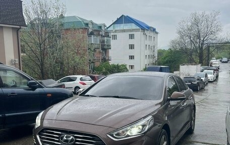 Hyundai Sonata VII, 2018 год, 1 590 000 рублей, 1 фотография