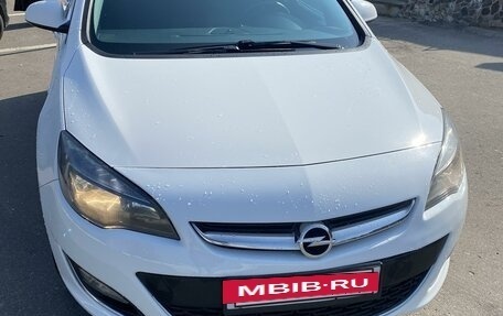 Opel Astra J, 2014 год, 123 000 рублей, 3 фотография