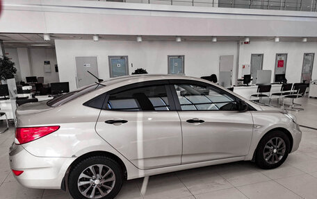 Hyundai Solaris II рестайлинг, 2012 год, 760 000 рублей, 5 фотография