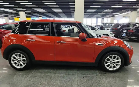 MINI Clubman, 2020 год, 2 220 000 рублей, 5 фотография