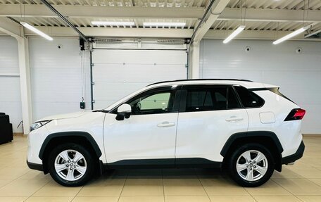 Toyota RAV4, 2019 год, 3 799 000 рублей, 3 фотография