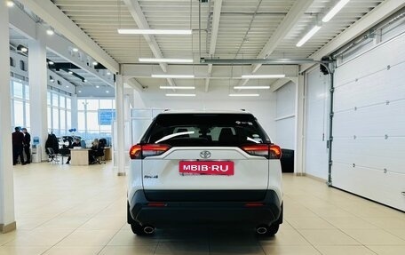 Toyota RAV4, 2019 год, 3 799 000 рублей, 5 фотография