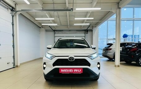 Toyota RAV4, 2019 год, 3 799 000 рублей, 9 фотография