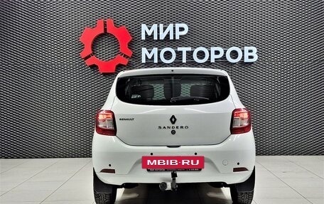 Renault Sandero II рестайлинг, 2015 год, 830 000 рублей, 11 фотография