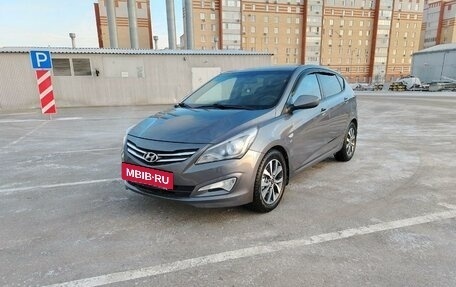 Hyundai Solaris II рестайлинг, 2015 год, 1 485 000 рублей, 3 фотография