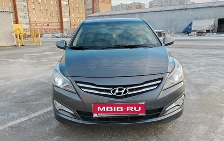 Hyundai Solaris II рестайлинг, 2015 год, 1 485 000 рублей, 2 фотография