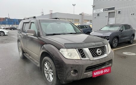 Nissan Pathfinder, 2010 год, 1 749 000 рублей, 3 фотография