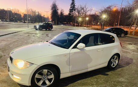 BMW 1 серия, 2011 год, 1 200 000 рублей, 7 фотография