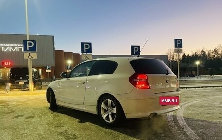 BMW 1 серия, 2011 год, 1 200 000 рублей, 5 фотография