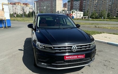 Volkswagen Tiguan II, 2018 год, 3 290 000 рублей, 1 фотография