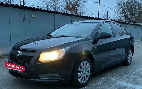 Chevrolet Cruze II, 2010 год, 630 000 рублей, 6 фотография