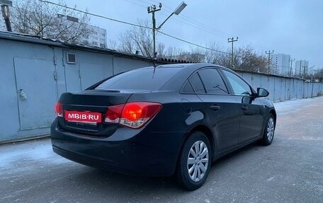 Chevrolet Cruze II, 2010 год, 630 000 рублей, 4 фотография