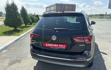 Volkswagen Tiguan II, 2018 год, 3 290 000 рублей, 3 фотография