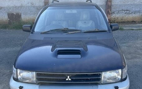 Mitsubishi RVR III рестайлинг, 1996 год, 400 000 рублей, 4 фотография