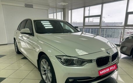 BMW 3 серия, 2017 год, 3 000 000 рублей, 33 фотография