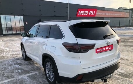 Toyota Highlander III, 2013 год, 3 677 000 рублей, 6 фотография