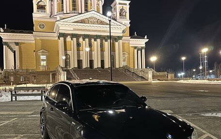 BMW 1 серия, 2007 год, 710 000 рублей, 1 фотография