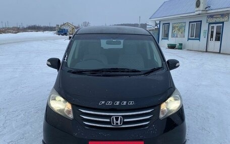 Honda Freed I, 2010 год, 1 210 000 рублей, 2 фотография