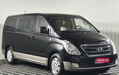 Hyundai H-1 II рестайлинг, 2018 год, 2 459 000 рублей, 3 фотография