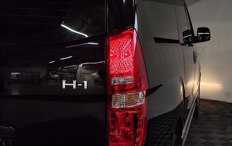 Hyundai H-1 II рестайлинг, 2018 год, 2 459 000 рублей, 29 фотография