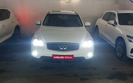 Infiniti QX50 I рестайлинг, 2013 год, 1 870 000 рублей, 1 фотография